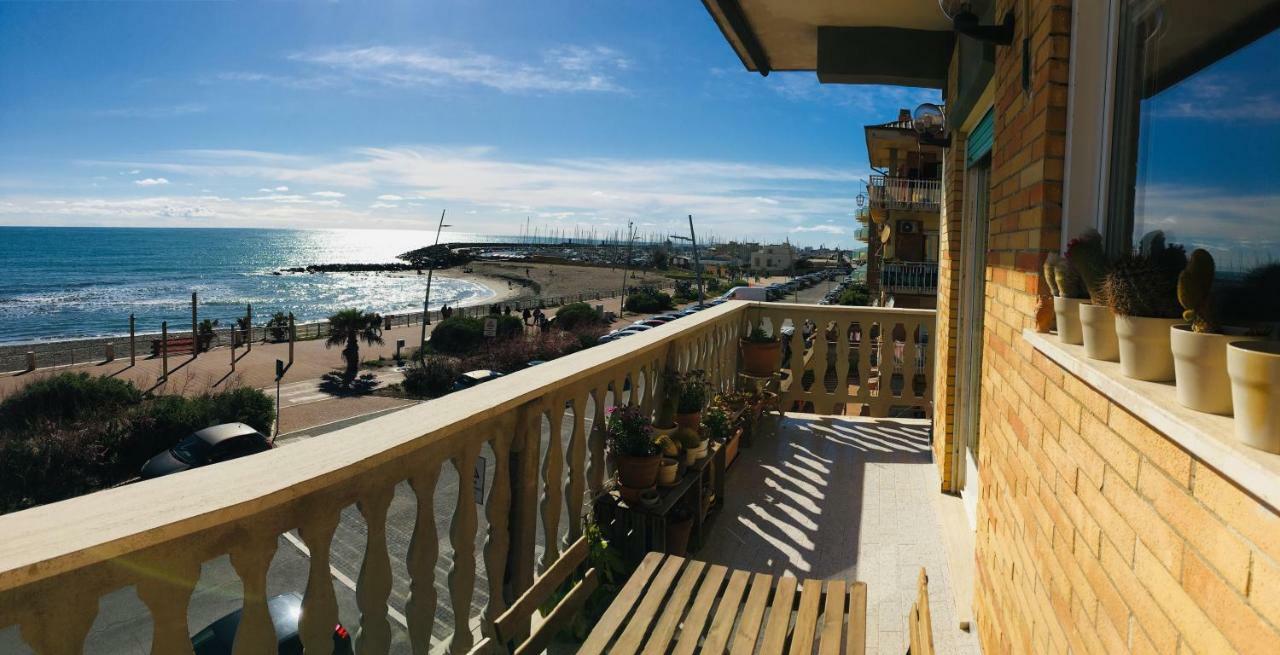 Casa Al Mare Apartman Lido di Ostia Kültér fotó